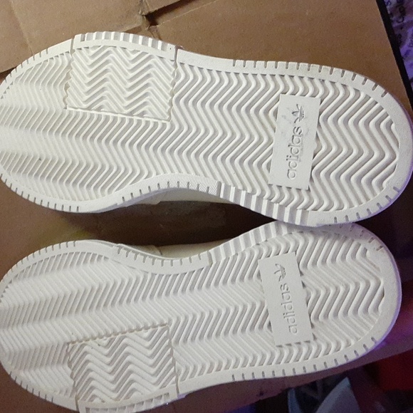 Adidas Pharrell Williams HU SC Premiere Size 7.5 (7 1/2) - Picture 8 of 8